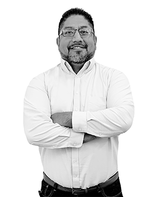 Headshot JamesMelchor